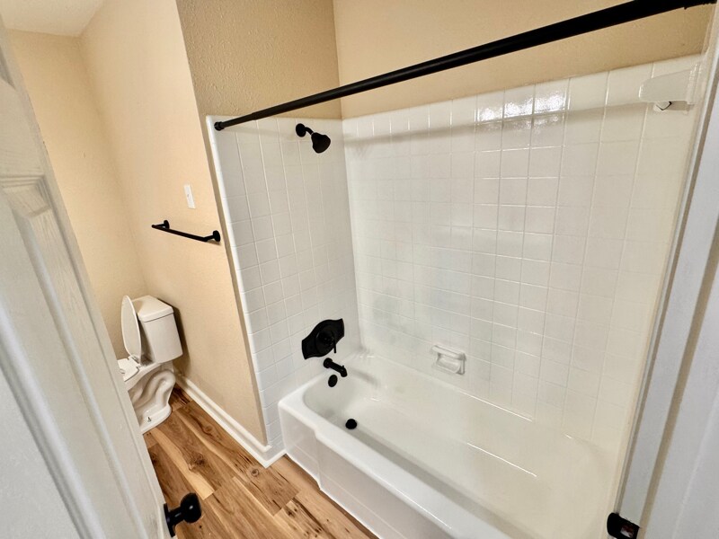 Building Photo - 11012 Sunny Dr