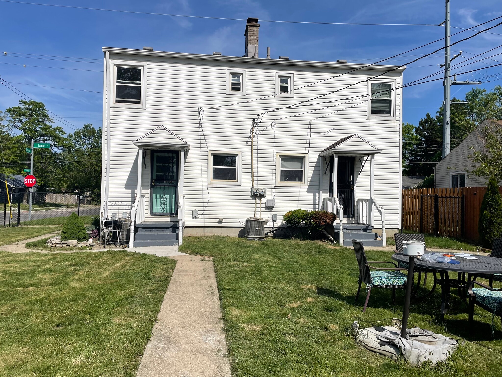 Yard - 1095 S James Rd