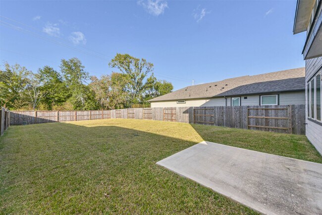 Building Photo - 5723 Madden Ln