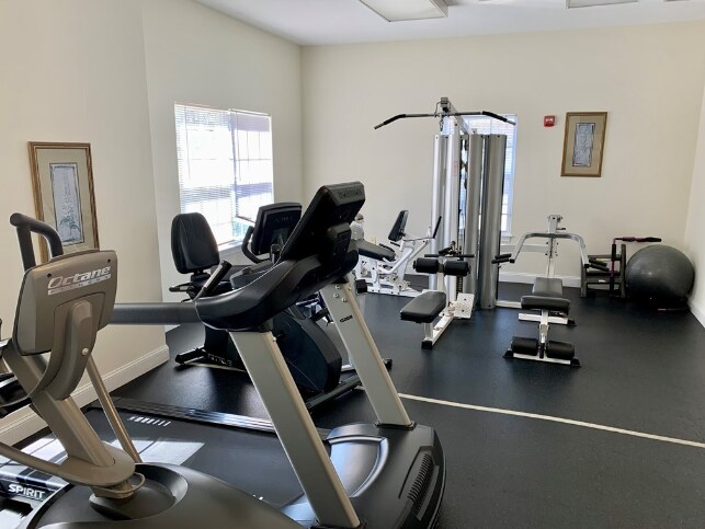 Building Photo - 80 Mill St