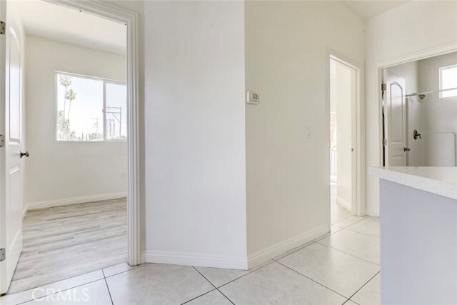 Building Photo - 14328 Gilmore St