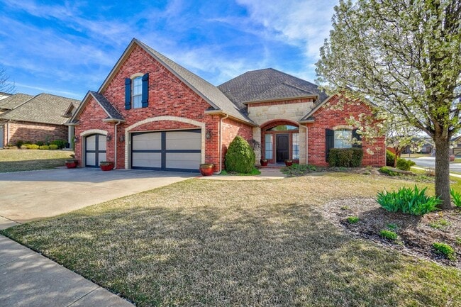 Building Photo - Bright & Spacious 3-Bed, 3.5 Bath Corner-Lot Home in Deer Creek Schools with Chef’s Kitchen & Bon...