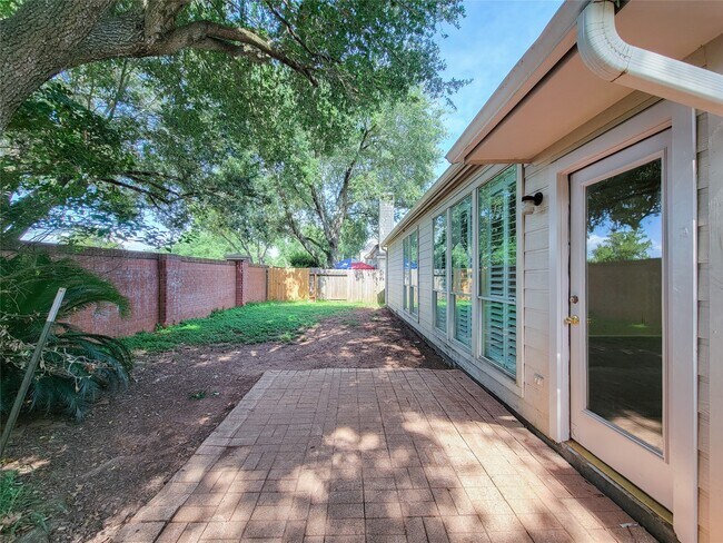 Building Photo - 4106 Creek Ridge Ln