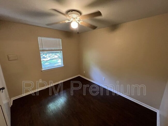 Building Photo - 4114 Florida St