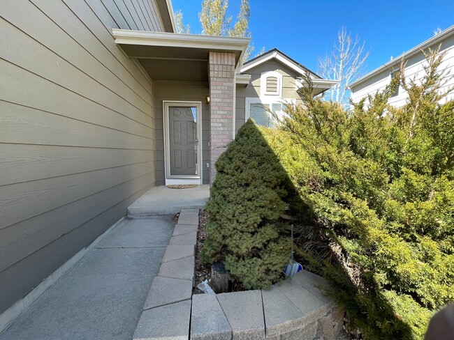 Building Photo - $0 DEPOSIT OPTION. 4 BEDROOM 3 BATHROOM HIGHLANDS RANCH HOUSE NEAR CHATFIELD STATE PARK