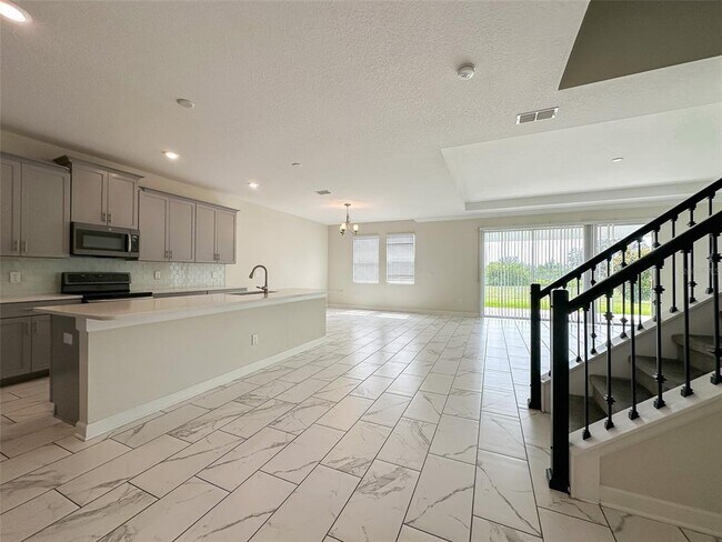Building Photo - 14873 Winter Stay Dr