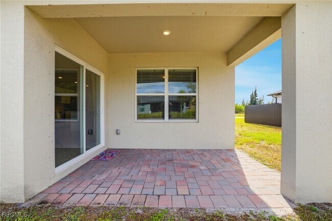 Building Photo - 1917 SW 4th St