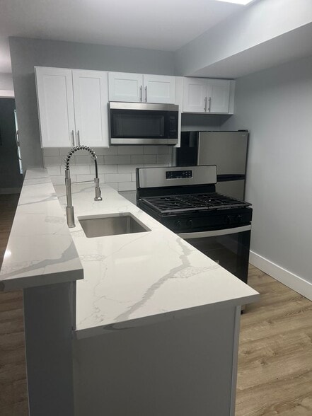 Interior Photo - Edge at Greentree