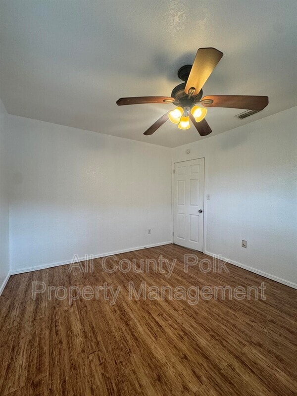 Building Photo - 1625 E Fern Rd