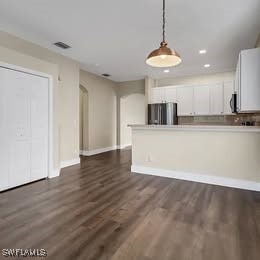 Building Photo - 14290 Reflection Lakes Dr