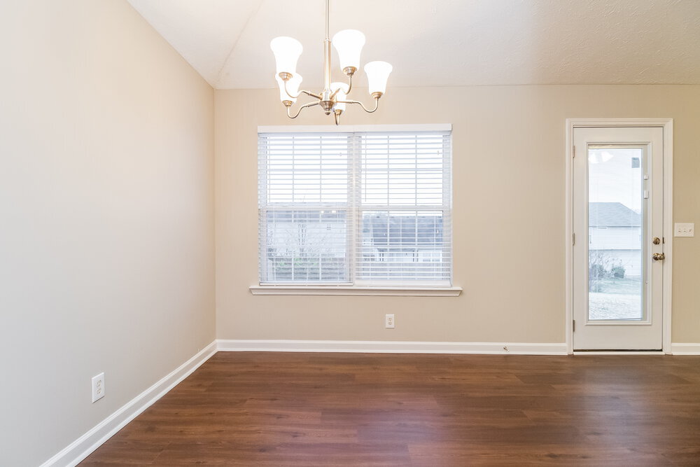 Building Photo - 7128 Legacy Dr
