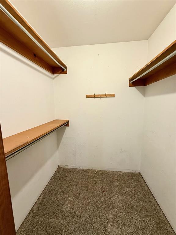 Building Photo - 2329 Heatherfield Ln