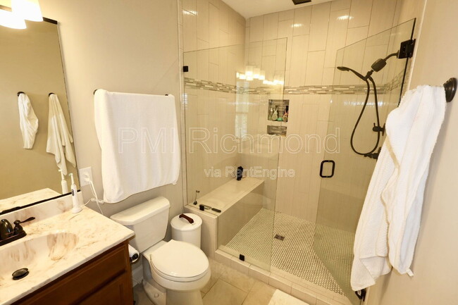 Building Photo - 612 N 30th St