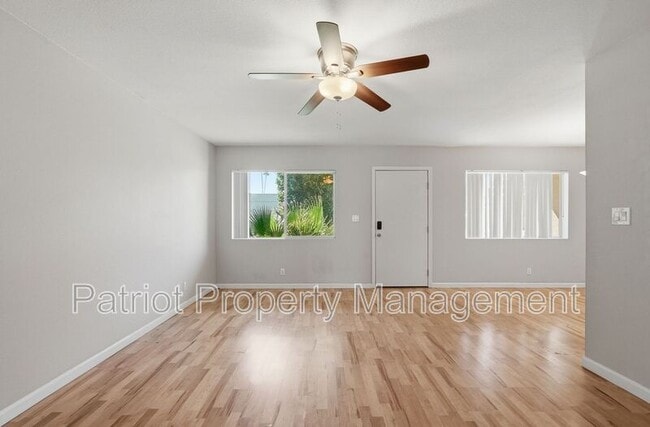 Building Photo - 1702 W Tuckey Ln