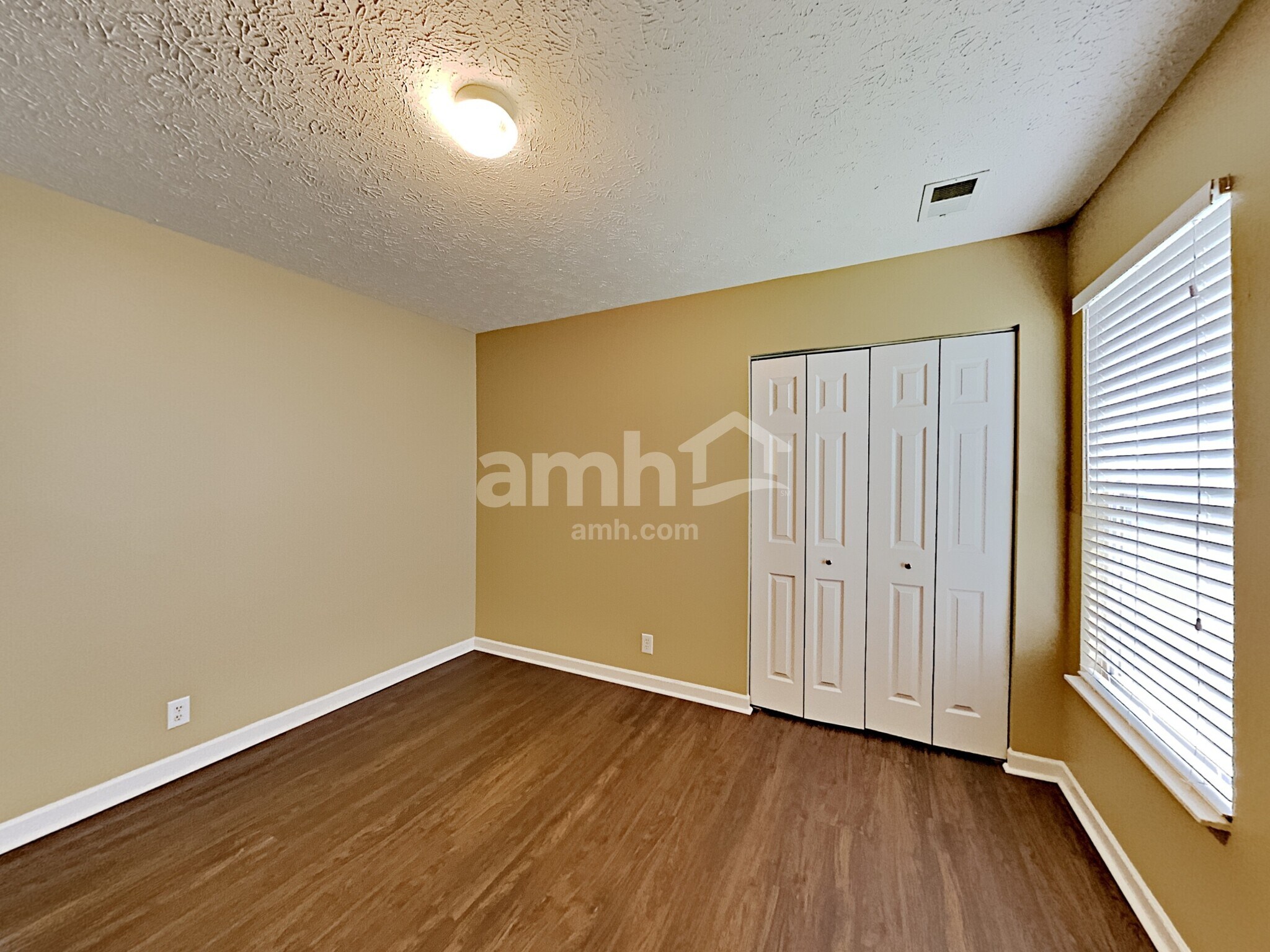 Building Photo - 3173 Hidden Creek Dr