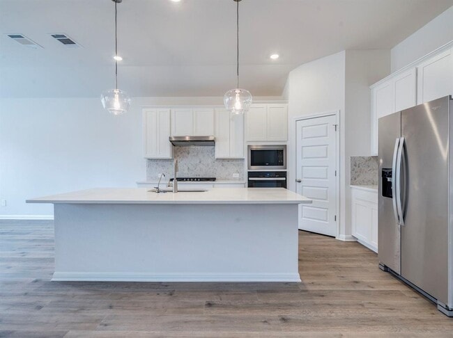 Building Photo - 227 Cathedral Mountain Dr