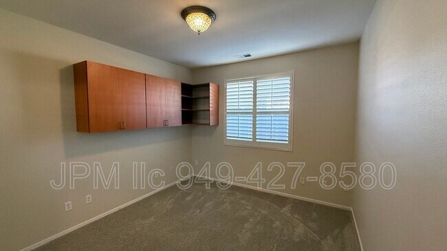 Building Photo - 1433 Gaucho Ln