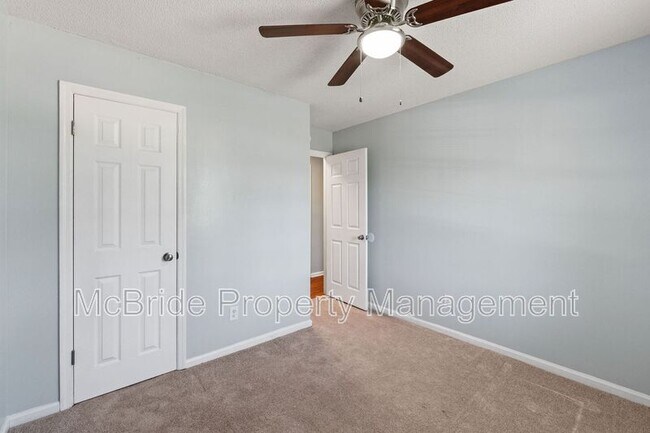 Building Photo - 293 Twin Pines Dr