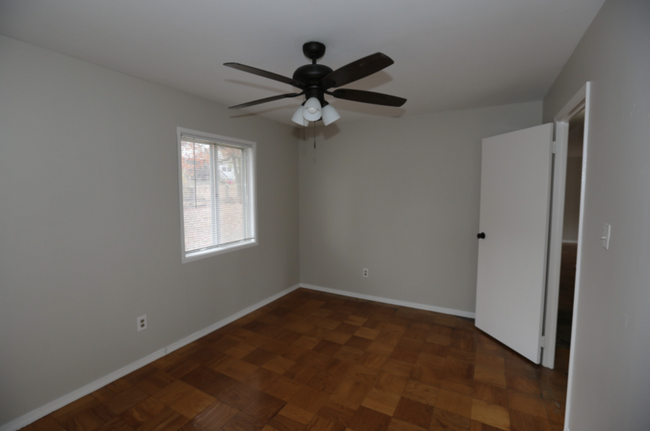 Building Photo - Two-bedroom, one-bathroom home