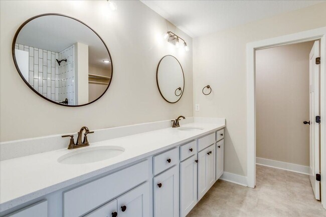 Building Photo - Fox Creek-Maggie Plan