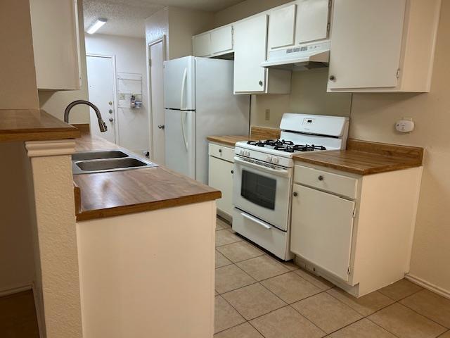 Building Photo - 16133 Stoneham Cir