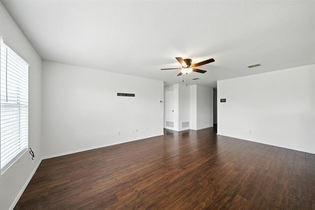 Building Photo - 1429 Royal Meadows Tr