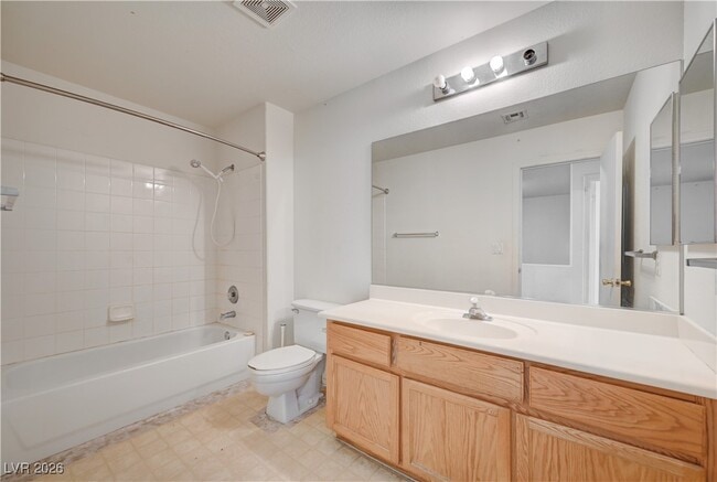 Building Photo - 9299 Adamshurst Ave