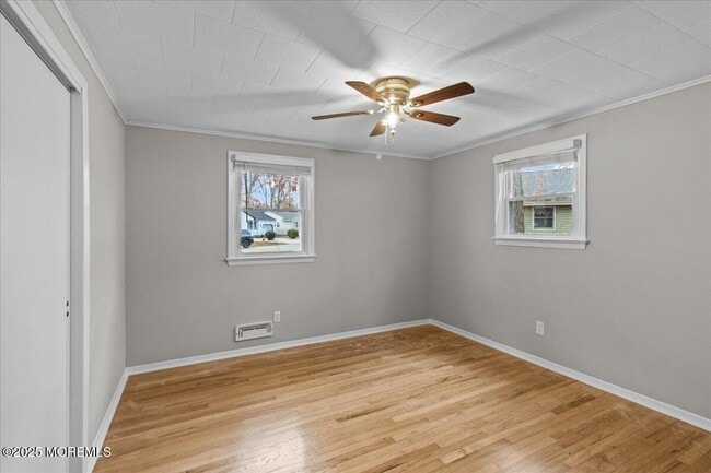 Building Photo - 3123 Cambridge Dr