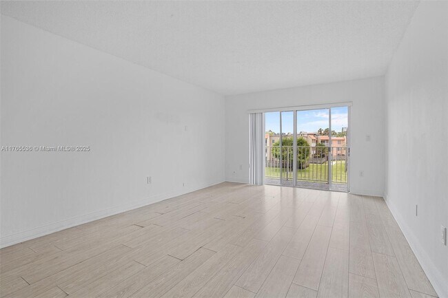 Building Photo - 4920 NW 79th Ave