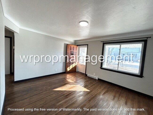 Building Photo - 4933 Statesville Dr