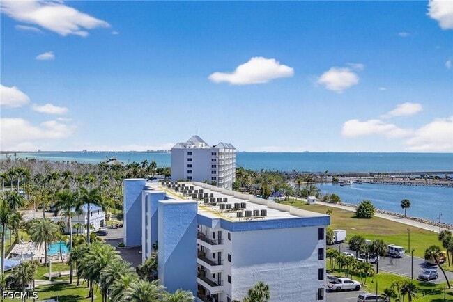 Building Photo - 15021 Punta Rassa Rd