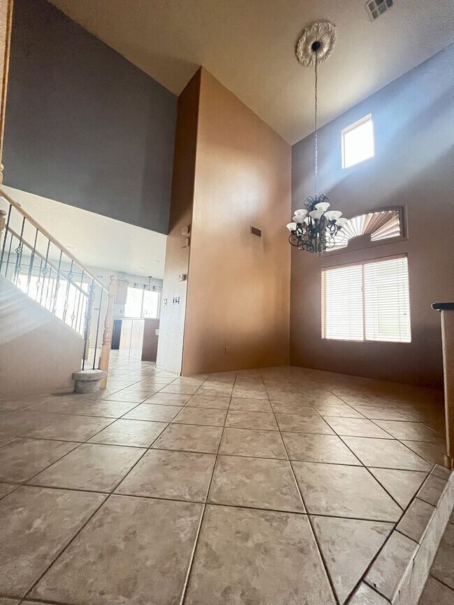 Building Photo - Southwest Rustic Charmet