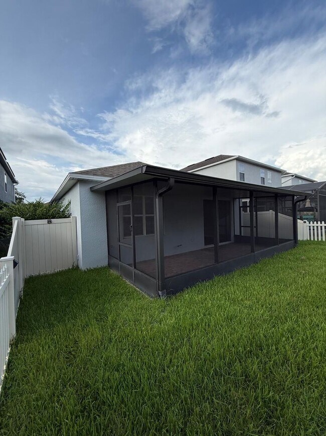 Building Photo - 3 BEDROOM, 2 BATHOOM IN DEANS XING/LITTLE ECON