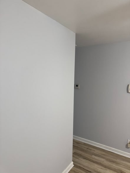 Building Photo - 850 St Bartholomew Dr