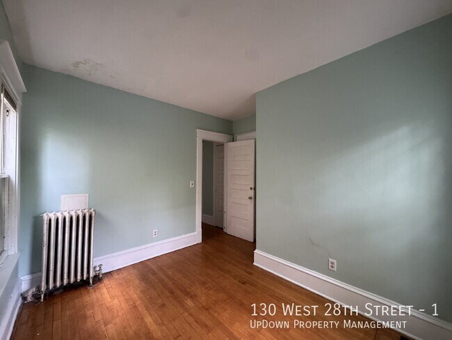 Building Photo - 130 W 28th St
