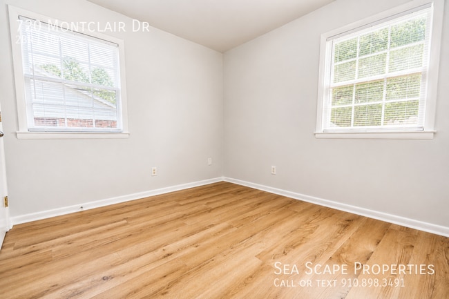 Building Photo - 720 Montclair Dr