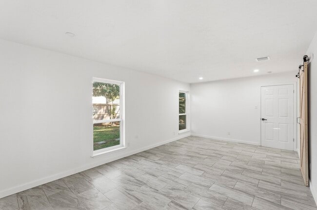 Building Photo - 23326 Briarcreek Blvd