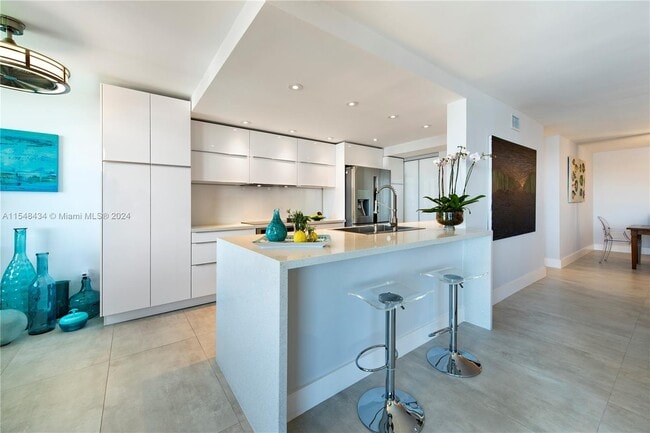 Building Photo - 12000 N Bayshore Dr