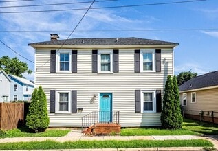 Building Photo - 407 Hawke St