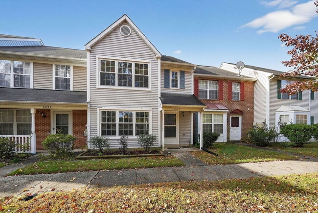 Building Photo - 6010 Sirenia Pl