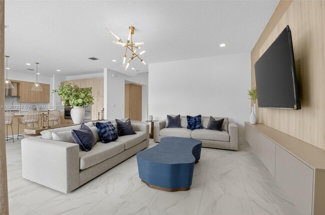 Building Photo - 8356 Royal County Down Rd