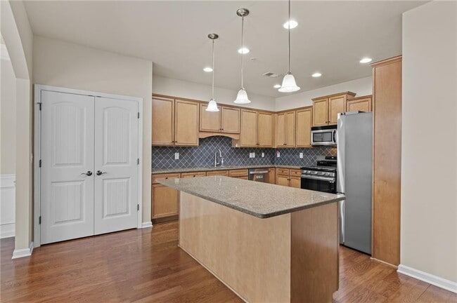 Building Photo - 2510 Callaway Ct
