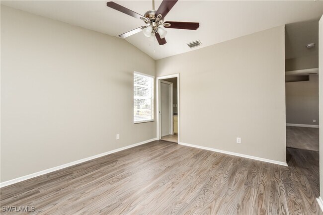 Building Photo - 2052 NW 3rd Terrace