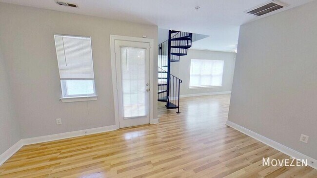 Building Photo - 6712 Mallard Park Dr