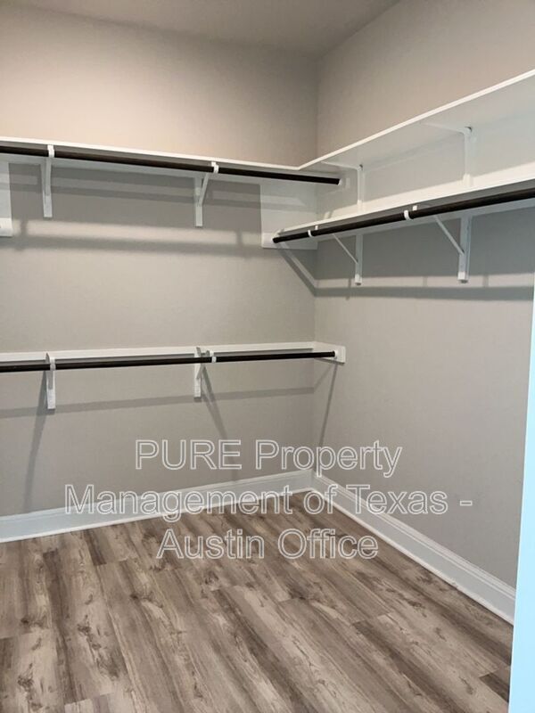 Building Photo - 308 Windom Way