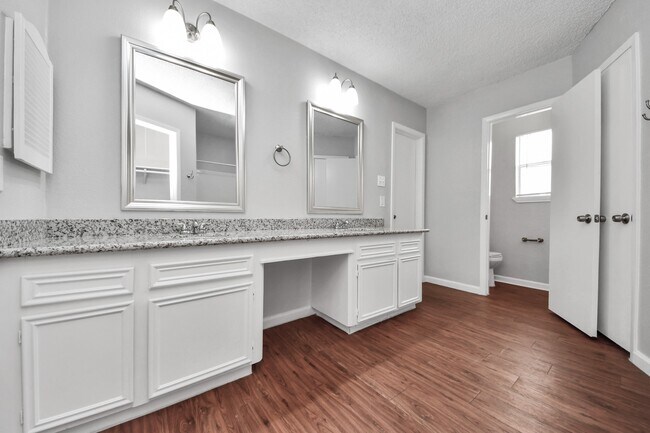 Building Photo - 16714 Britford