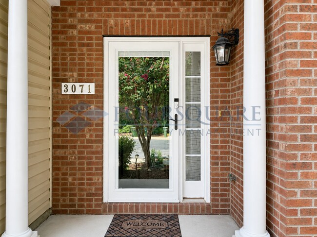 Building Photo - Lovely 3-Bedroom Townhome with Fireplace, Back Patio  & Community Amenities Included! Convenient ...