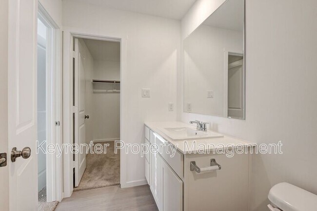 Building Photo - 12612 Huntington Rdg Wy