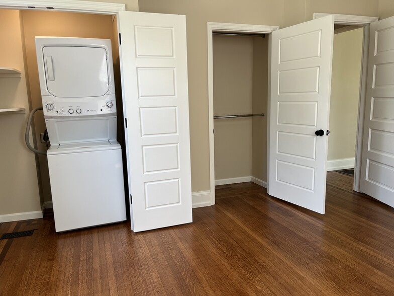 In unit stacked washer/dryer/. Closet with double rack - 3547 Edwards Rd