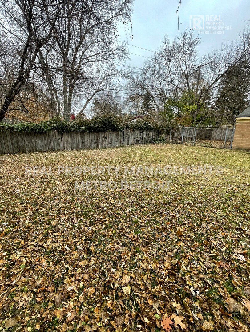 Building Photo - 25292 Orchard Grove St